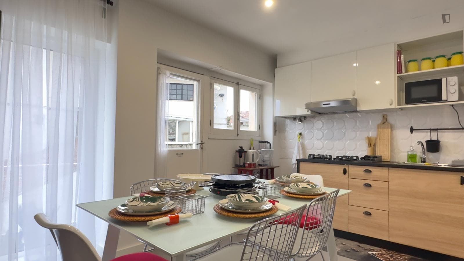 Splendid double bedroom close to Coimbra stadium photo 1