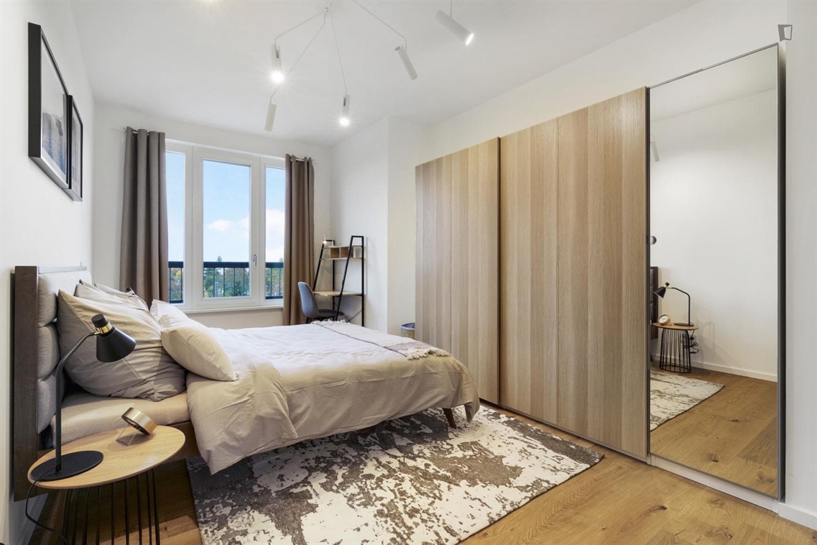 Property photo thumbnail