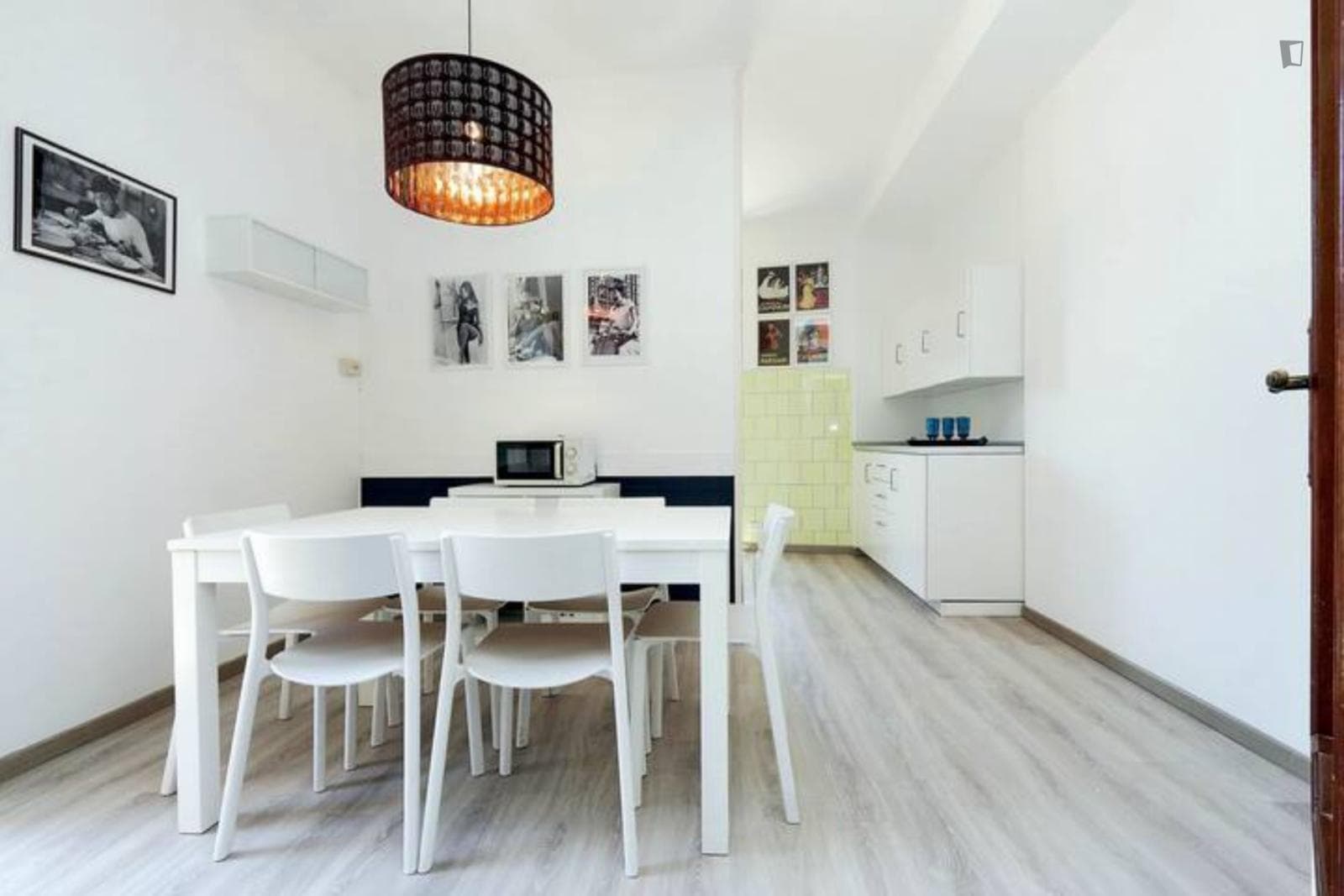 Elegant 2-bedroom apartment not far from the Trevi Fountain photo 1