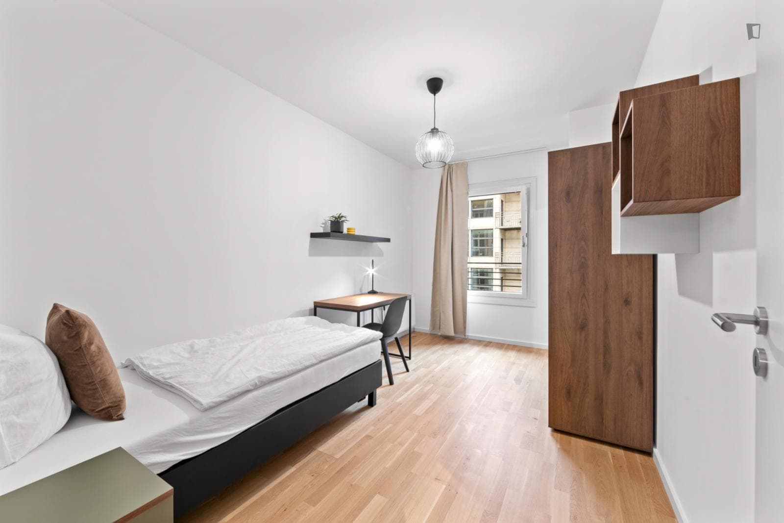 Lovely new bedroom in Berlin Mitte photo 1