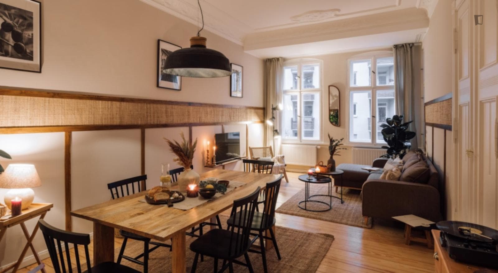 Welcoming 3-bedroom apartment in Kreuzberg neighbourhood photo 1
