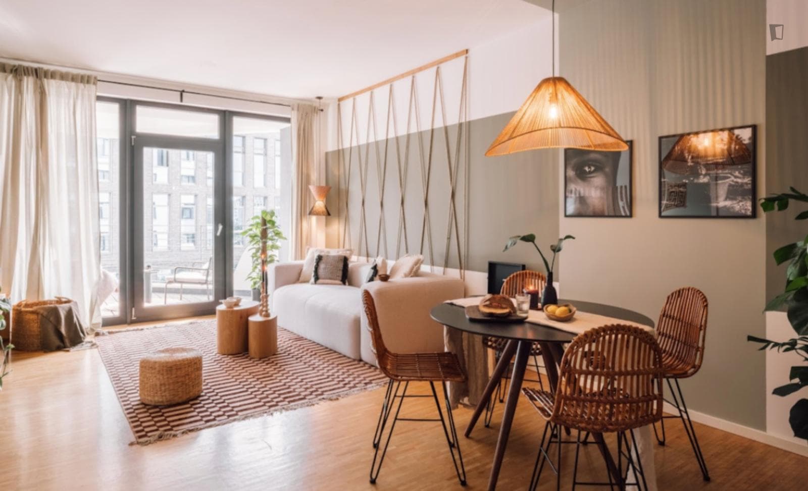 Comfy 1-bedroom apartment with balcony in Friedrichshain photo 1