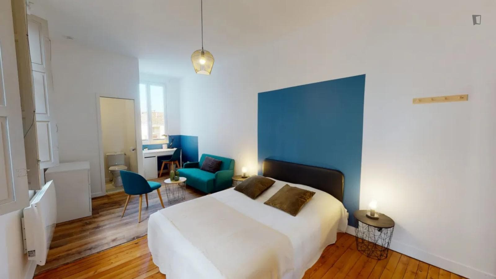 Property photo thumbnail