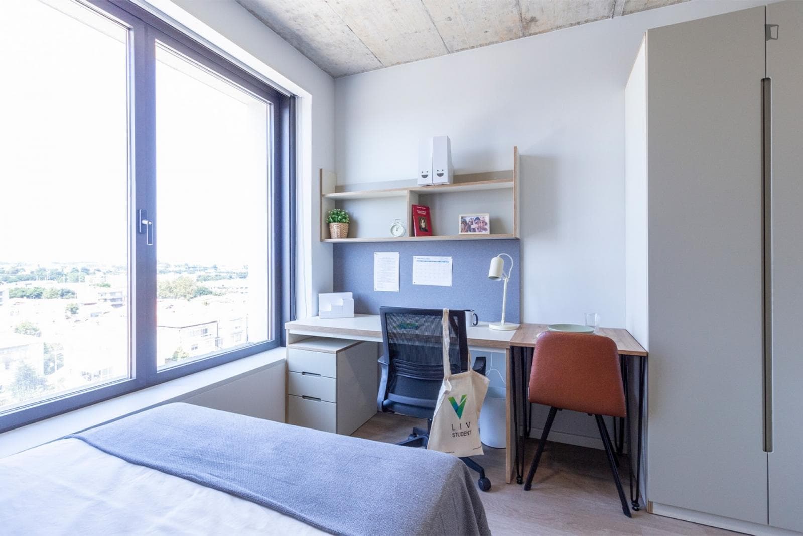 Property photo thumbnail
