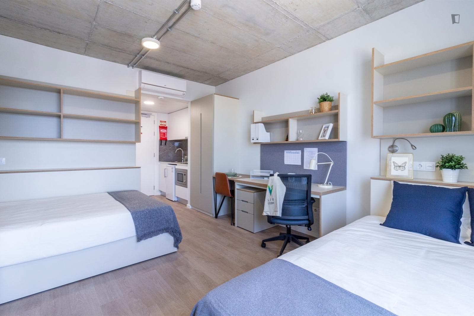 Property photo thumbnail