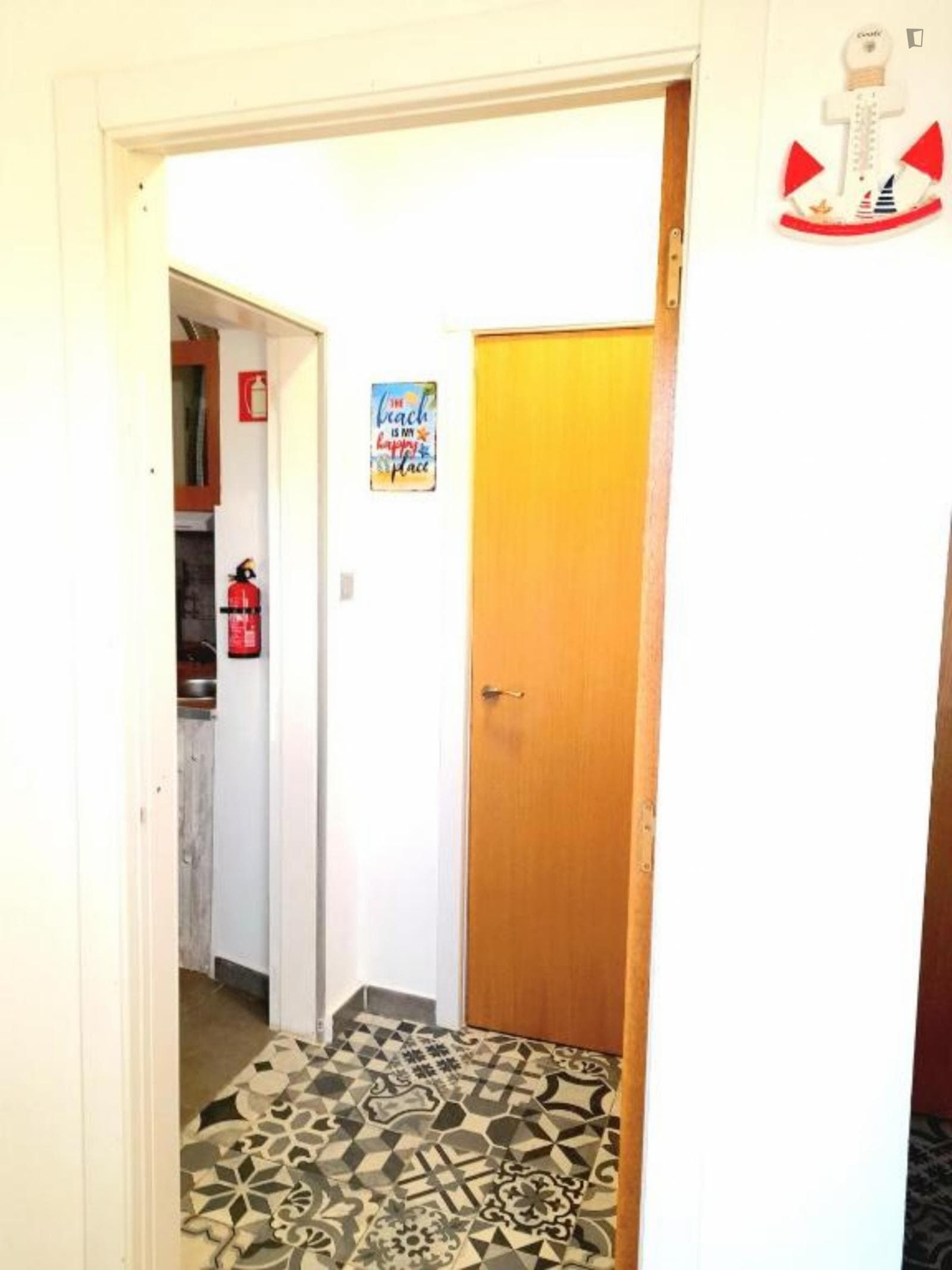 Nice 1-bedroom flat with outdoor patios photo 1