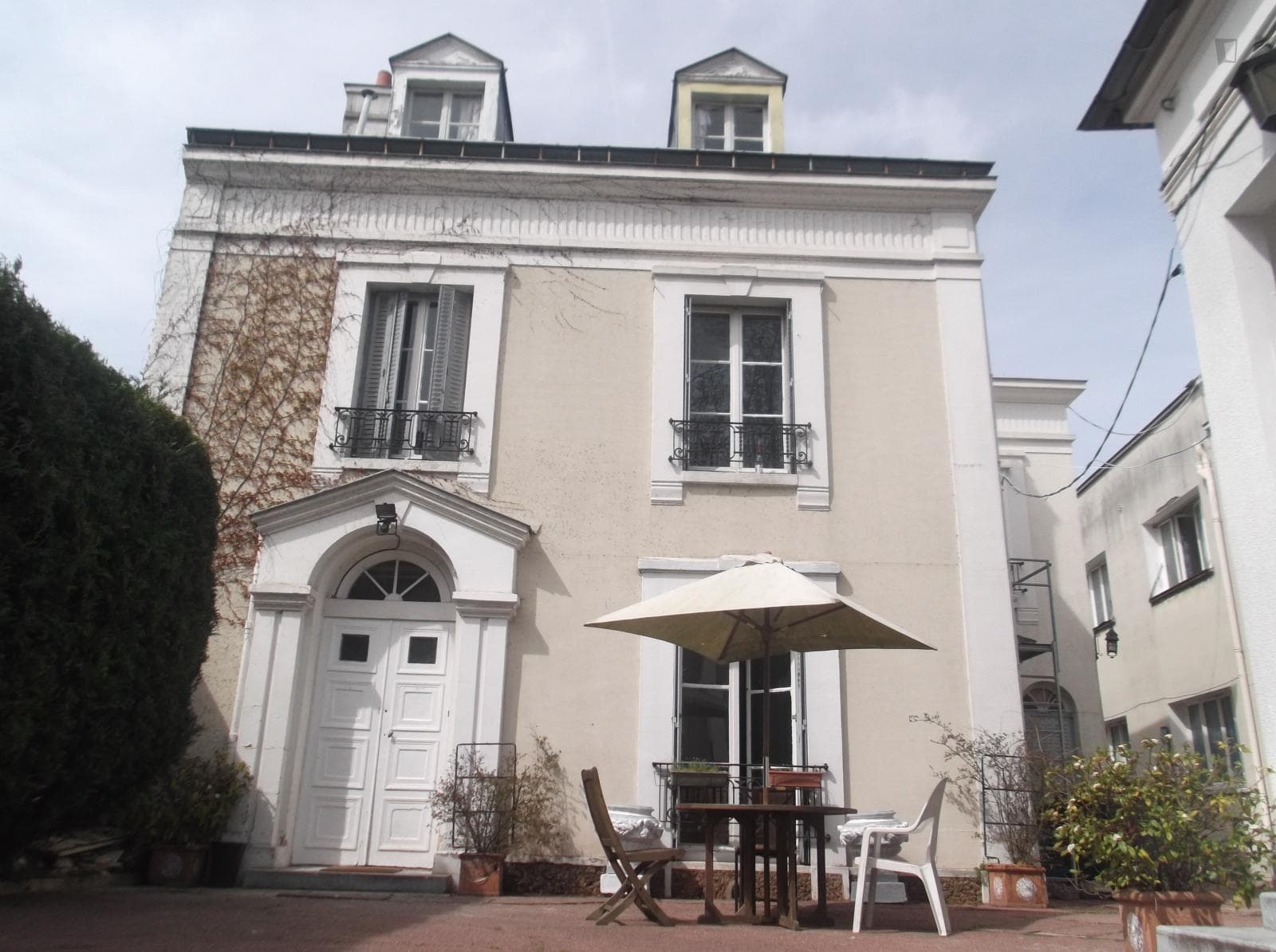 Property photo thumbnail