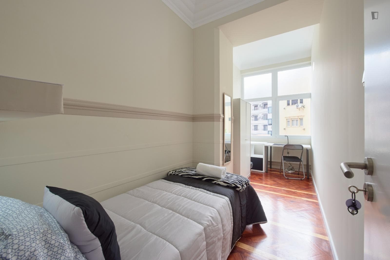 Pleasant single bedroom in Saldanha photo 1