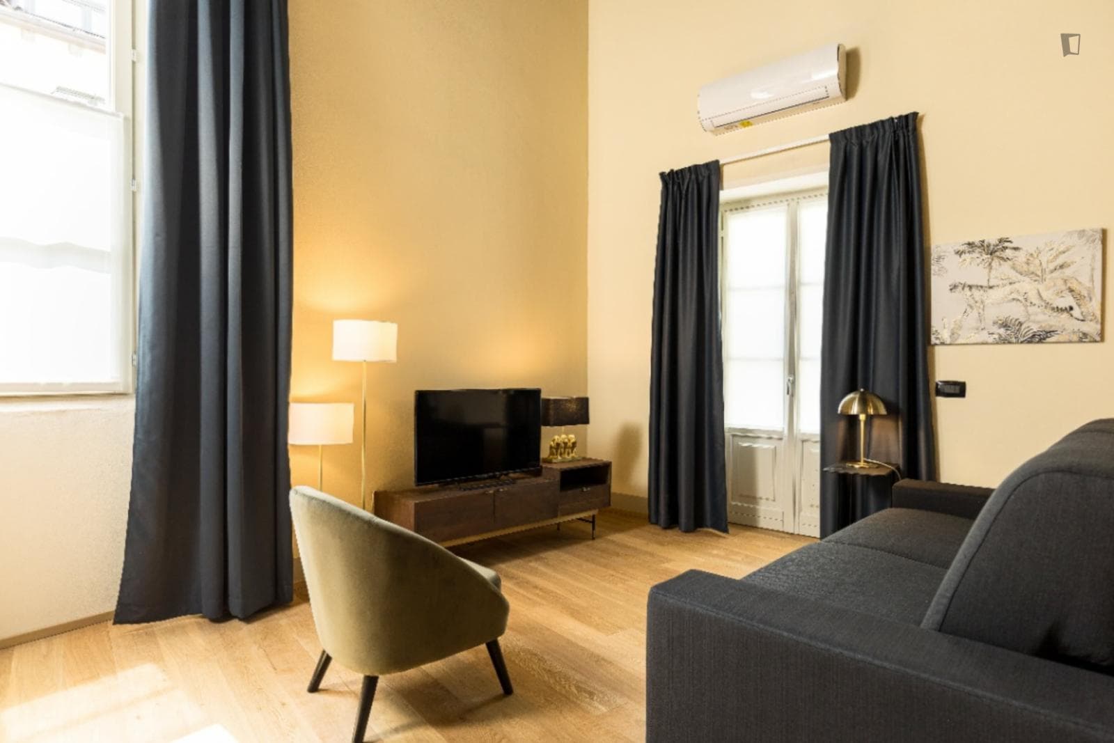 Property photo thumbnail