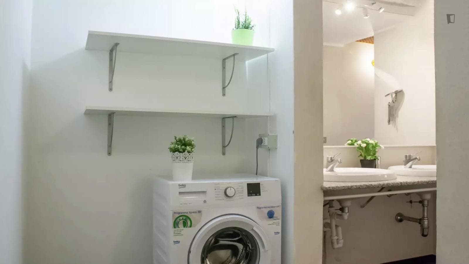 Very cool single bedroom near Portello metro station photo 1