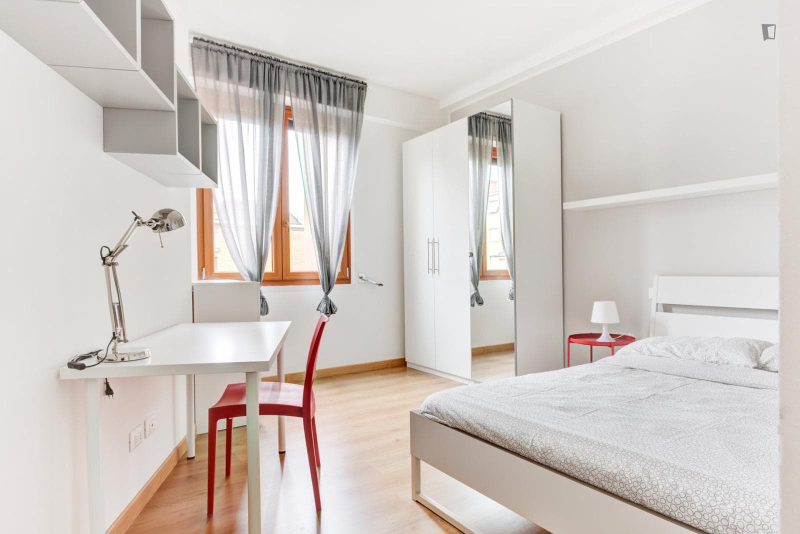Attractive Double Bedroom in Washington neighbourhood photo 1