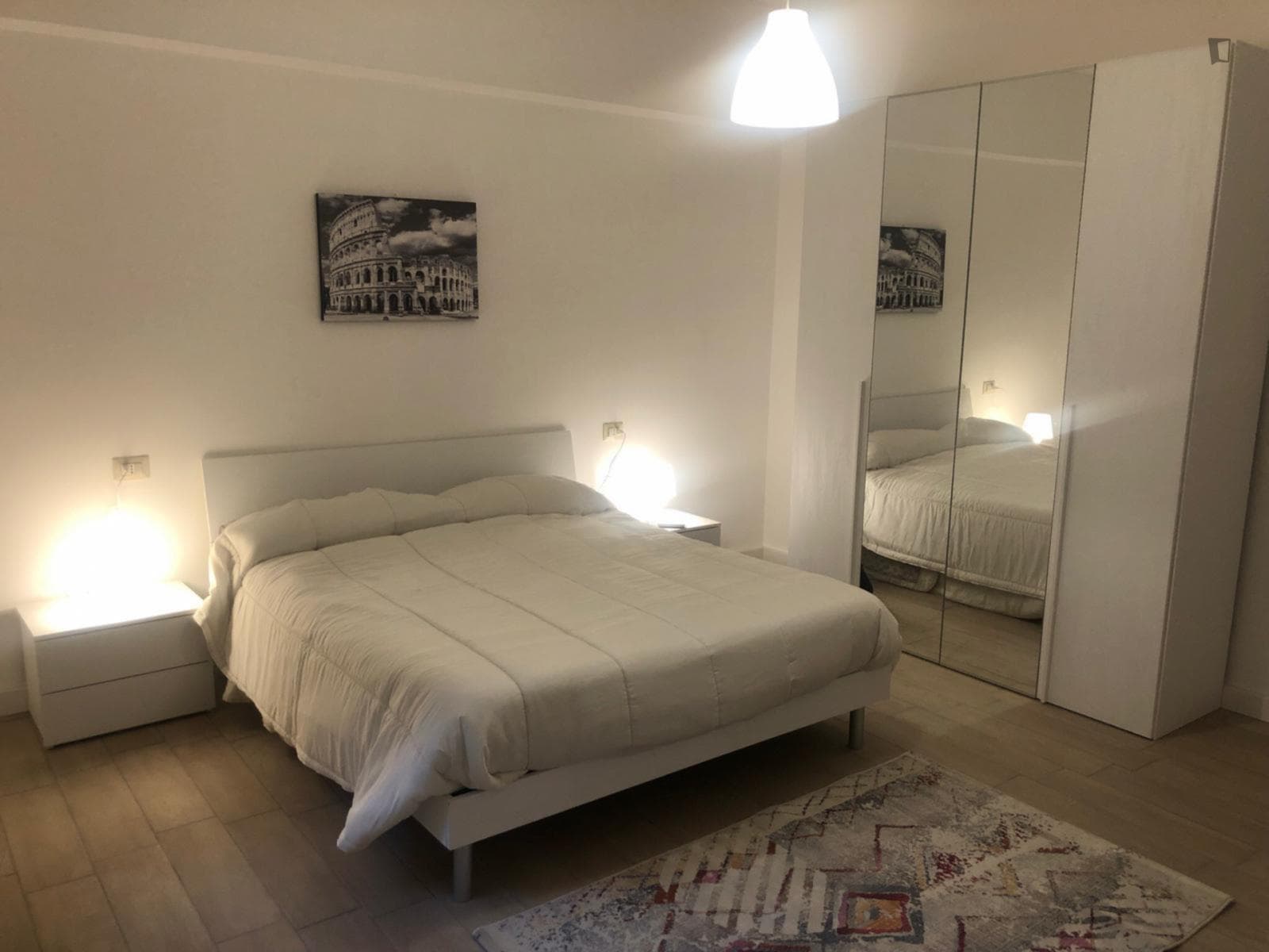 Cosy Double Bedroom well connected to Ponte Milvio photo 1