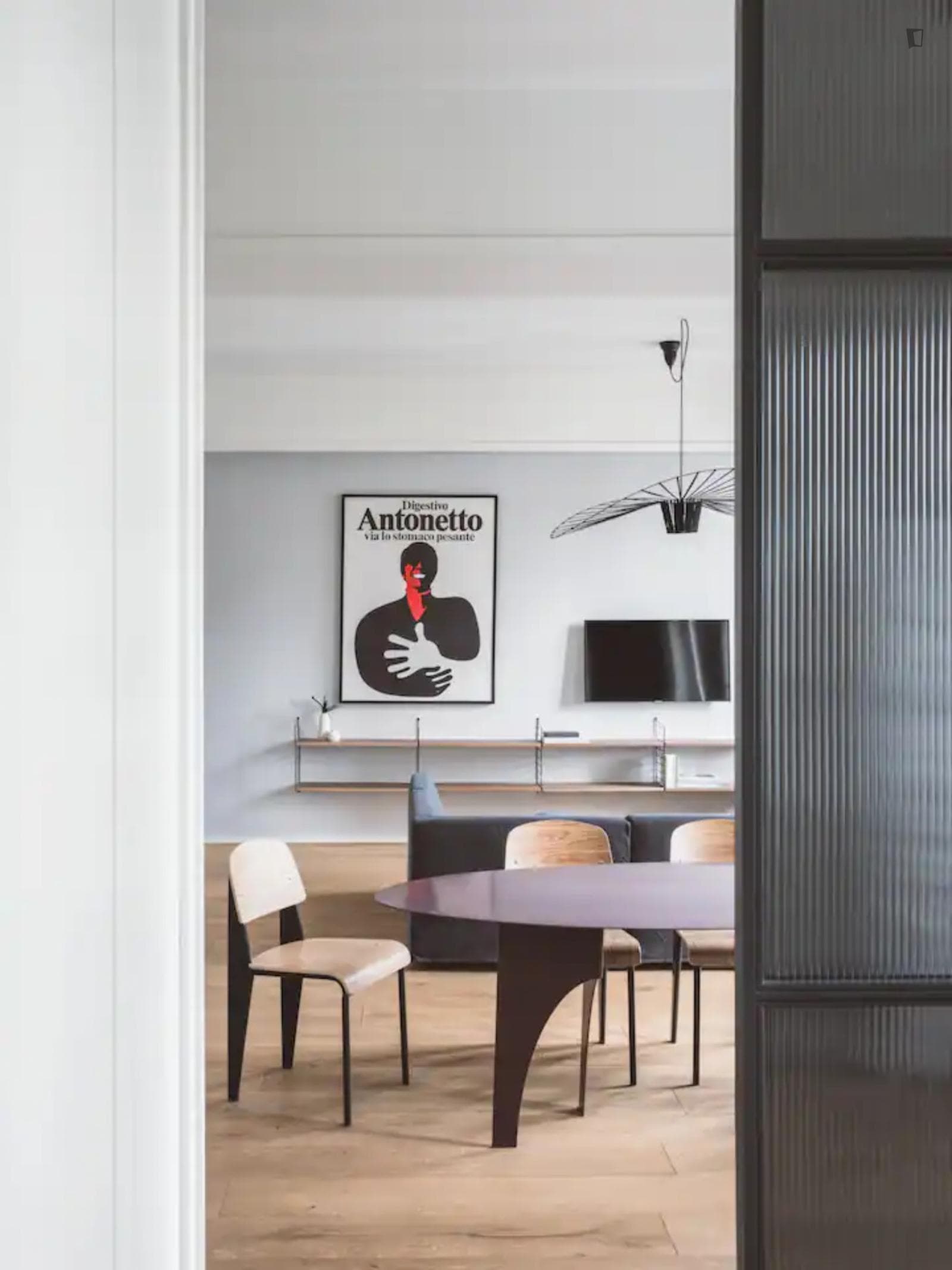 Delightful 2-bedroom apartment in the heart of Milan photo 1