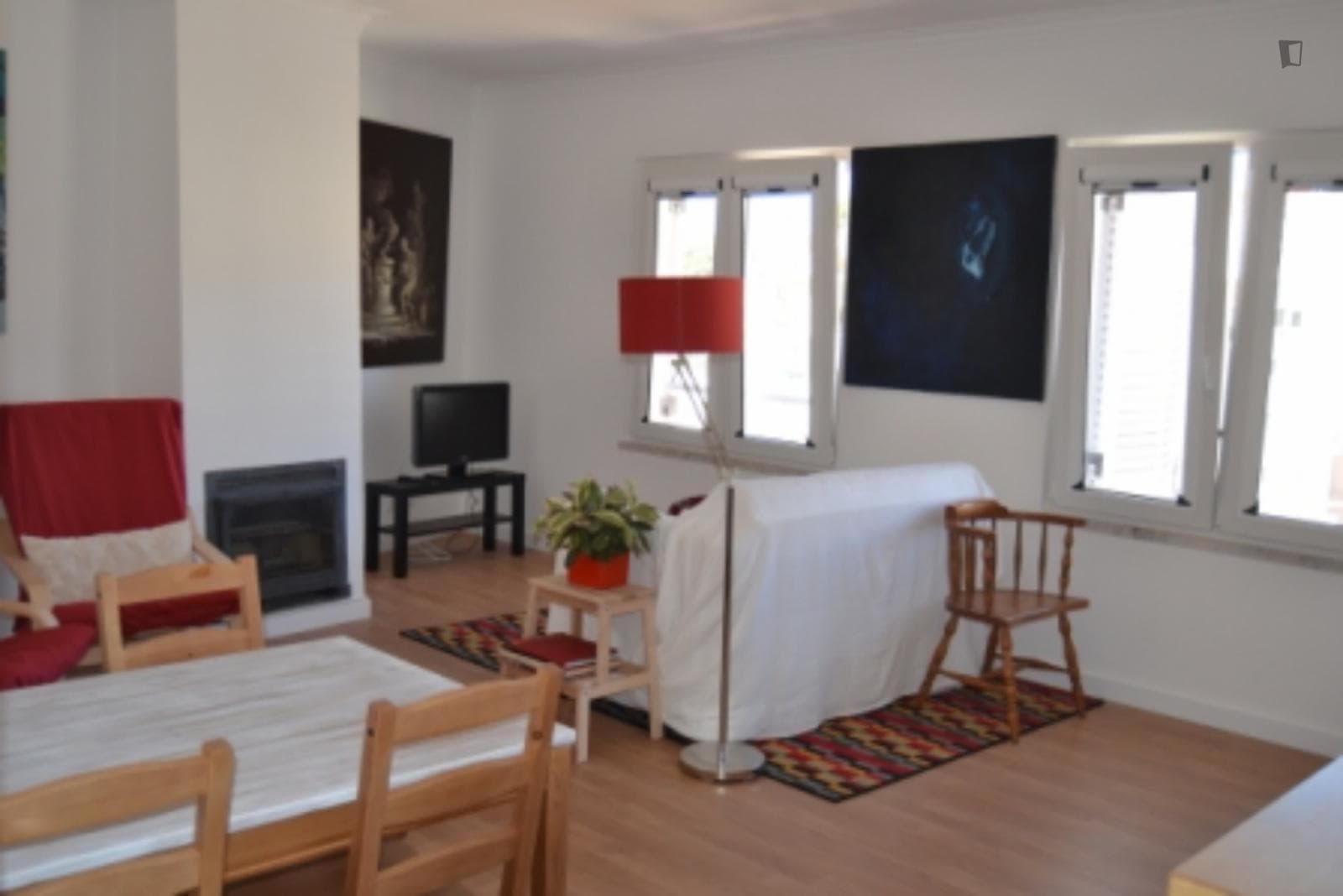 Homely 1-bedroom apartment in sunny Estoril photo 1