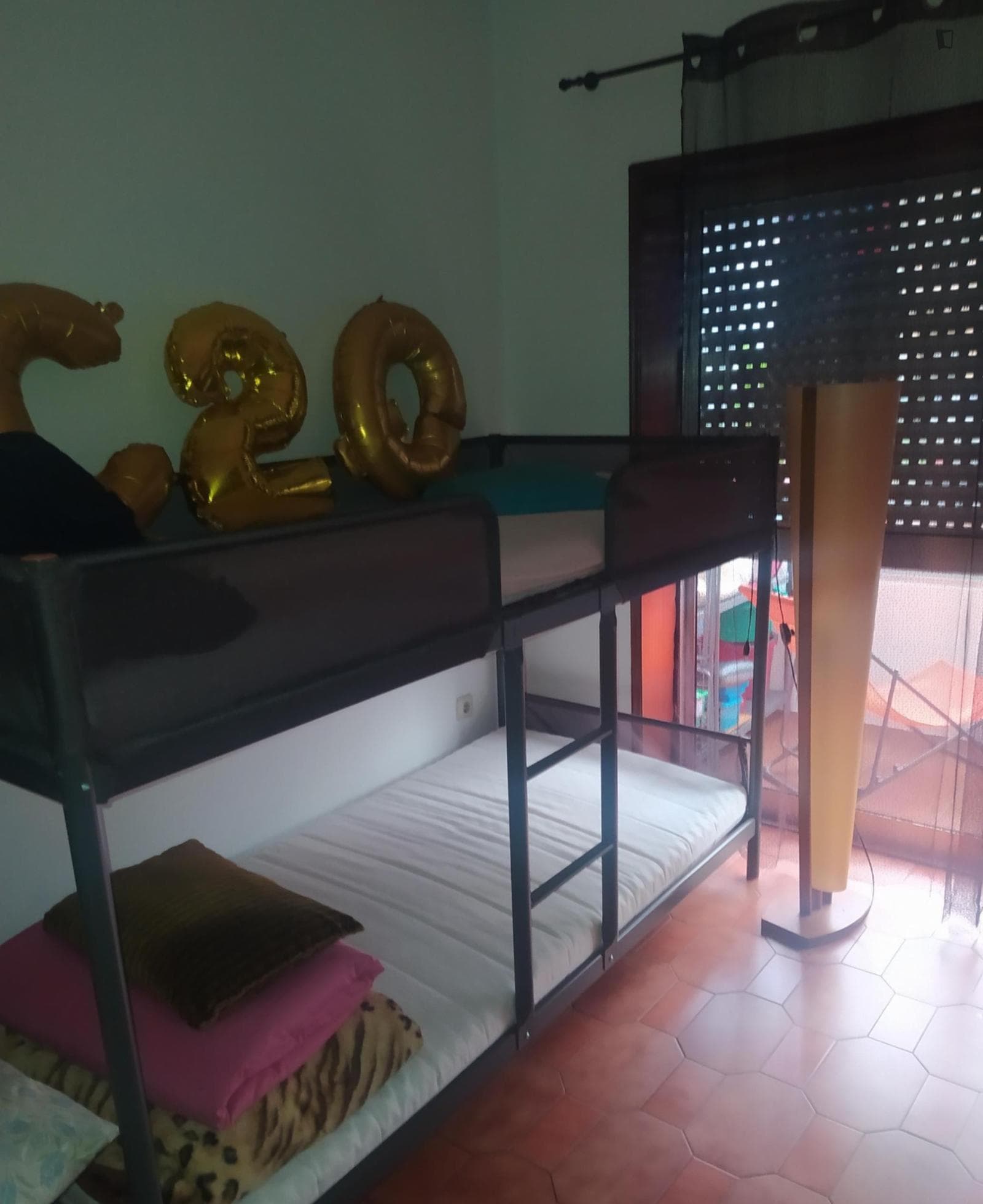 Amazing bunk bedroom in Caldelas photo 1
