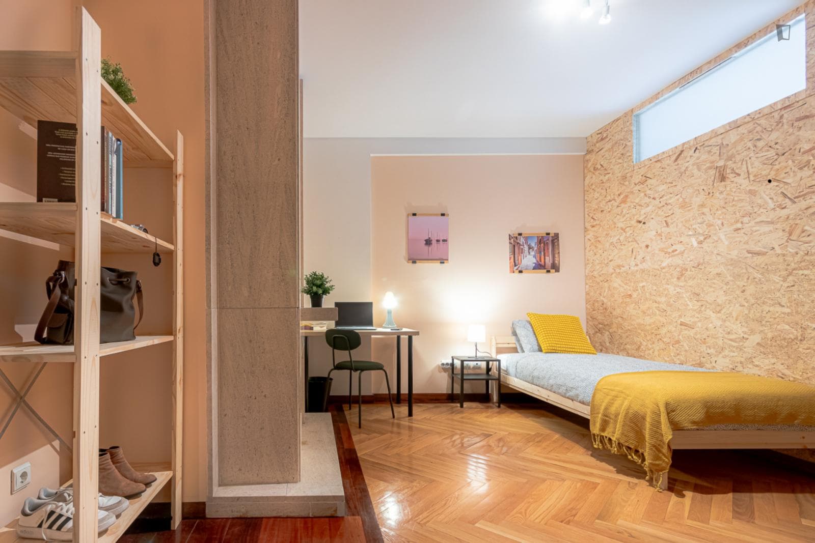 Beautiful single bedroom near IPO metro station photo 1