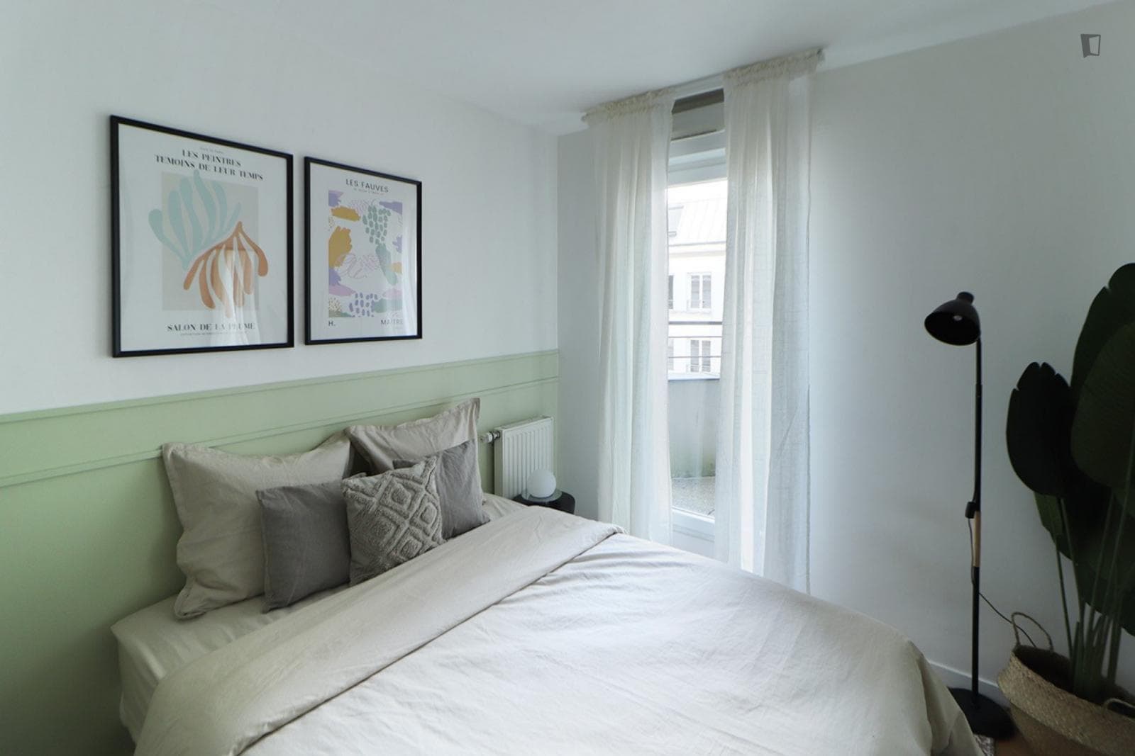 11 m² bedroom with balcony for rent in a large apartment in coliving in Saint-Denis - SDN54 photo 1