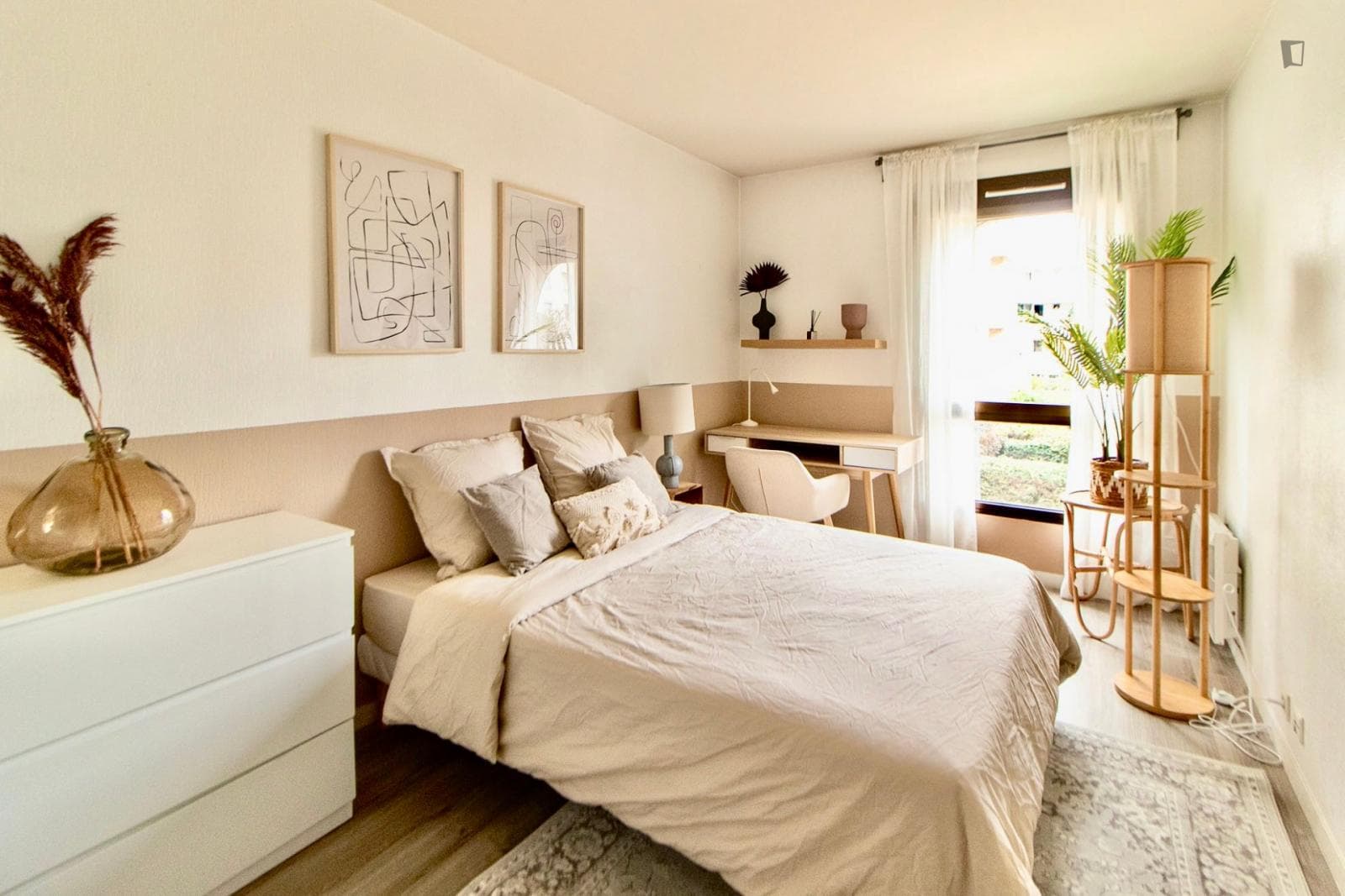 13 m² bedroom with private shower room in coliving in Puteaux - PUT01 photo 1