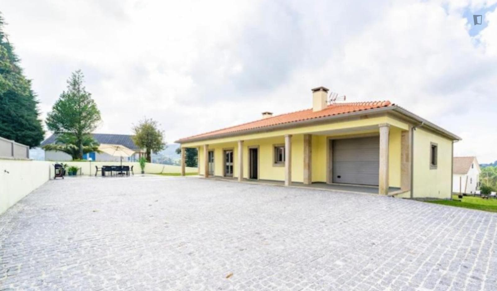 Property photo thumbnail