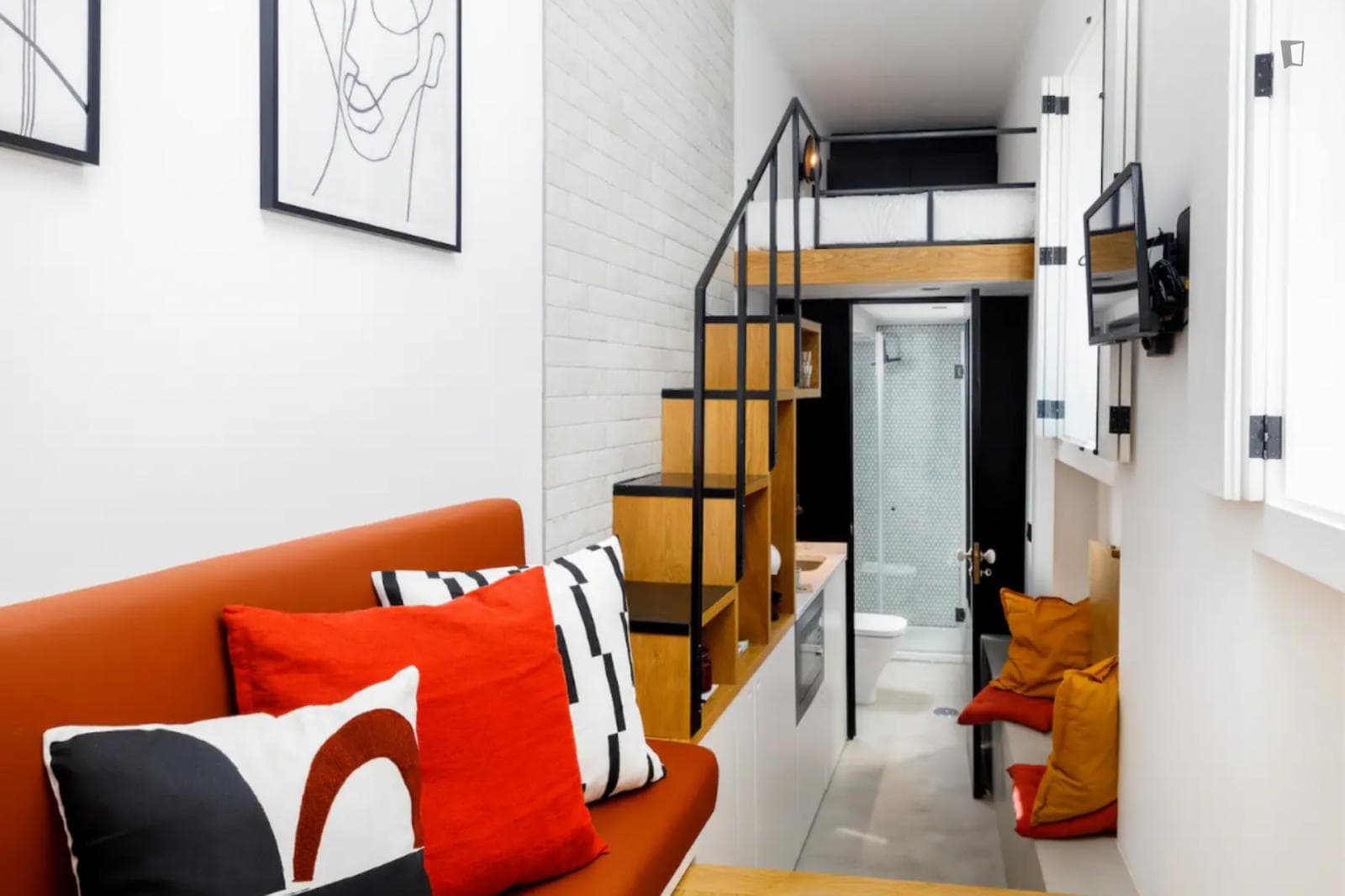 Cozy Studio close to ISEG photo 1