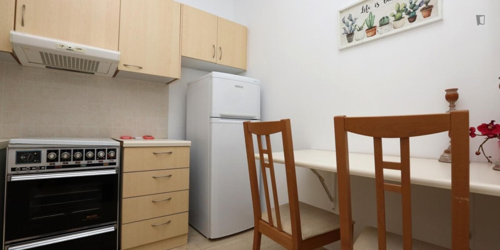 Neat and cosy double bedroom in Kallipoli photo 1