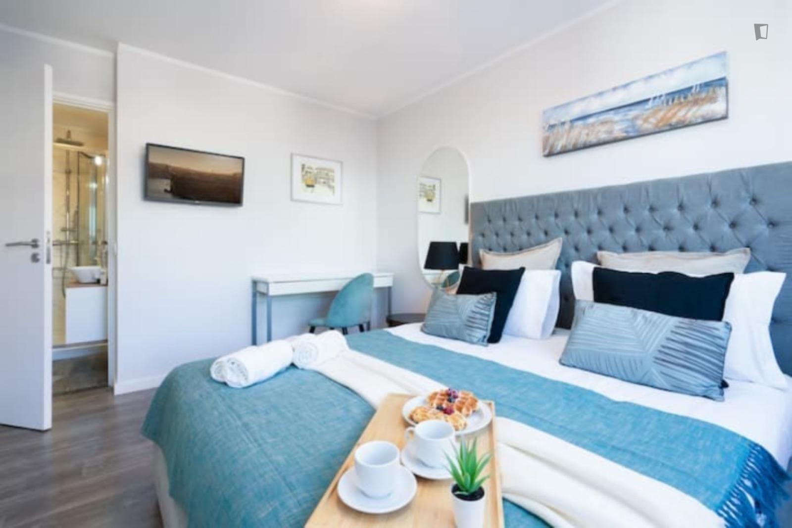 Property photo thumbnail