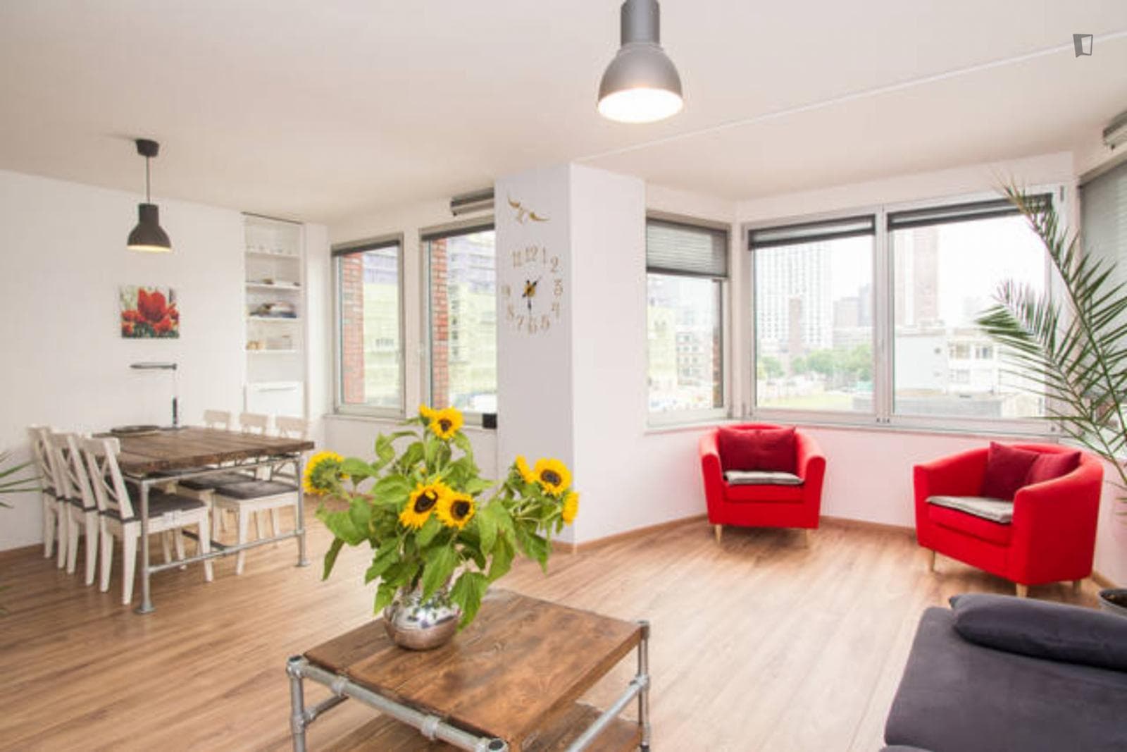 Marvellous 2-bedroom apartment in Stadsdriehoek photo 1