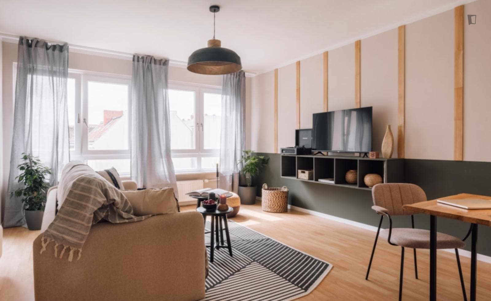 Property photo thumbnail