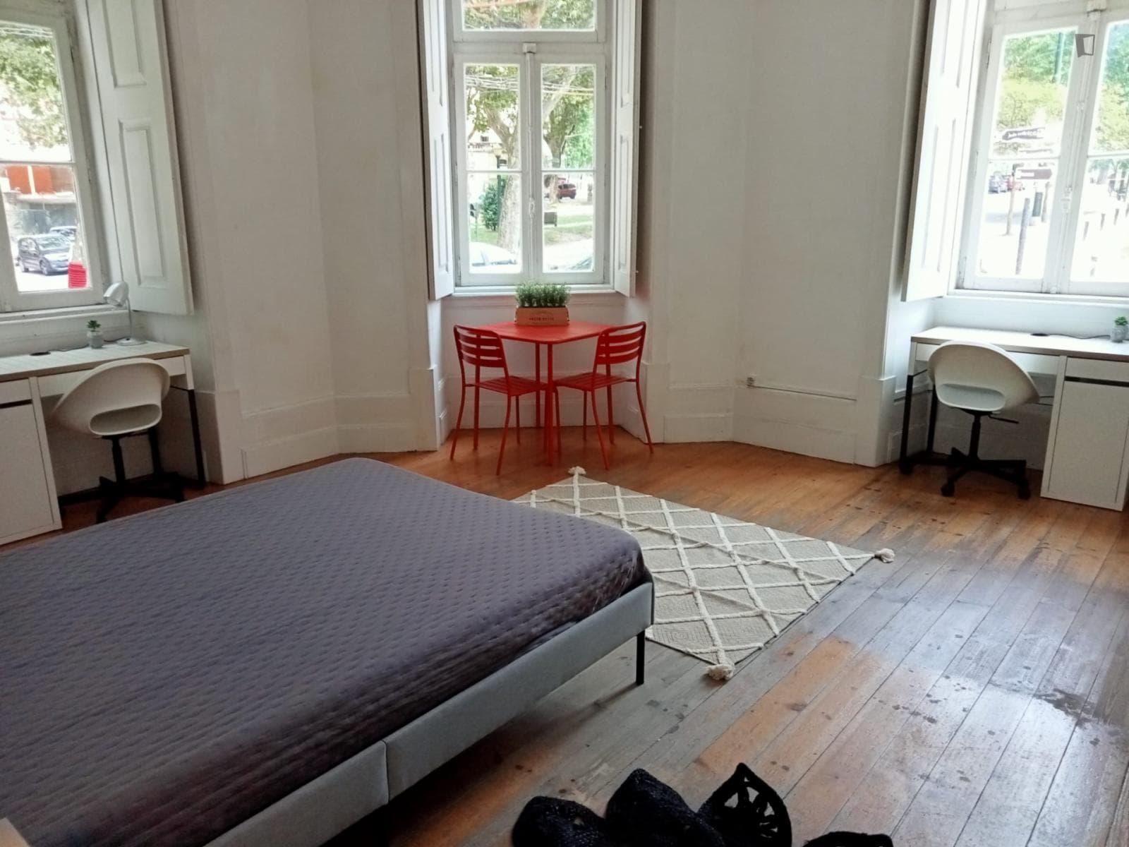 Big double bedroom close to Universidade de Coimbra photo 1