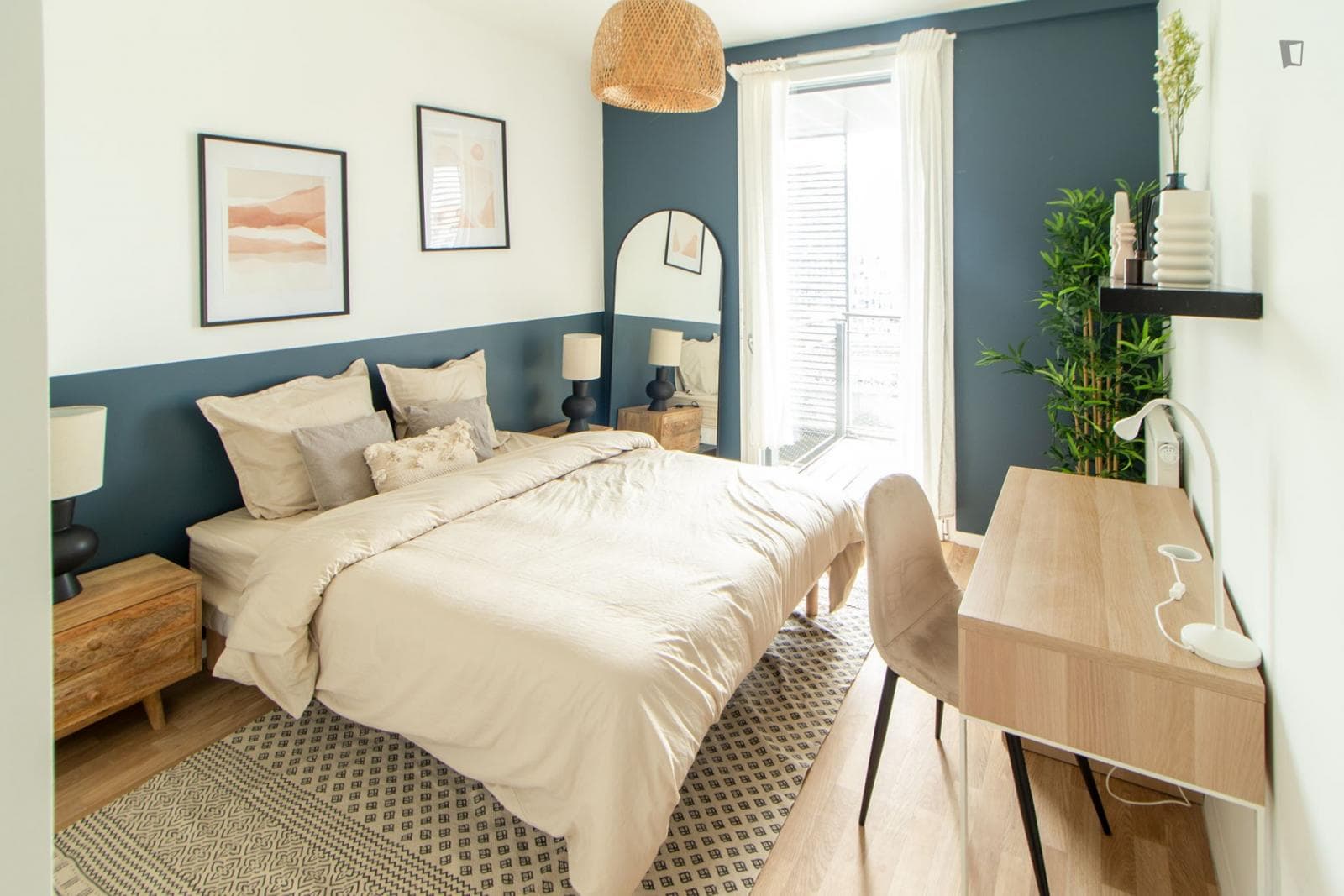 Rent this luminous 11 m² in coliving room in Paris - PA89 photo 1