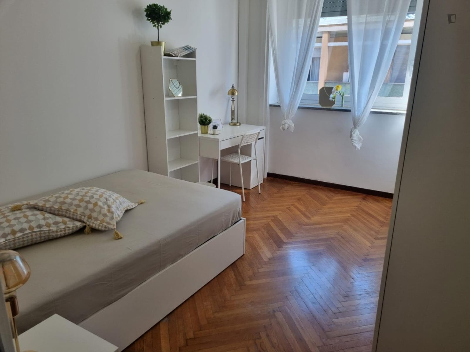 Cute single bedroom near Università Milano Statale photo 1