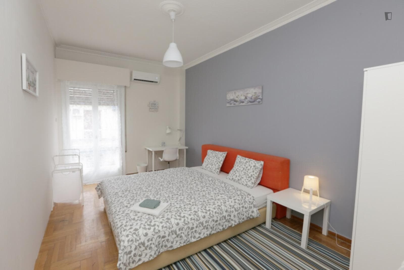 Cool double bedroom with balcony, in a 3-Bedroom apartment in Pangrati photo 1