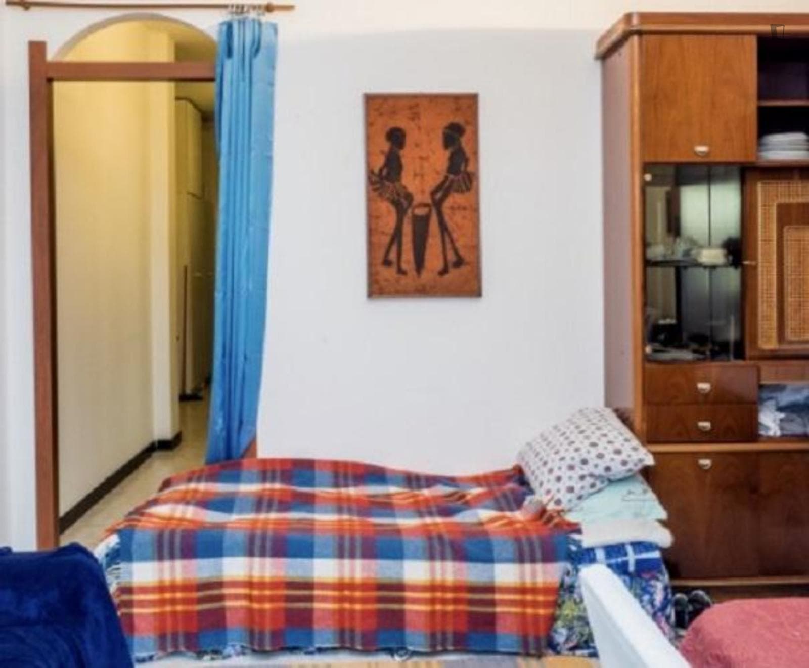 Comfy single bedroom in Milan close to Piazzale Loreto photo 1