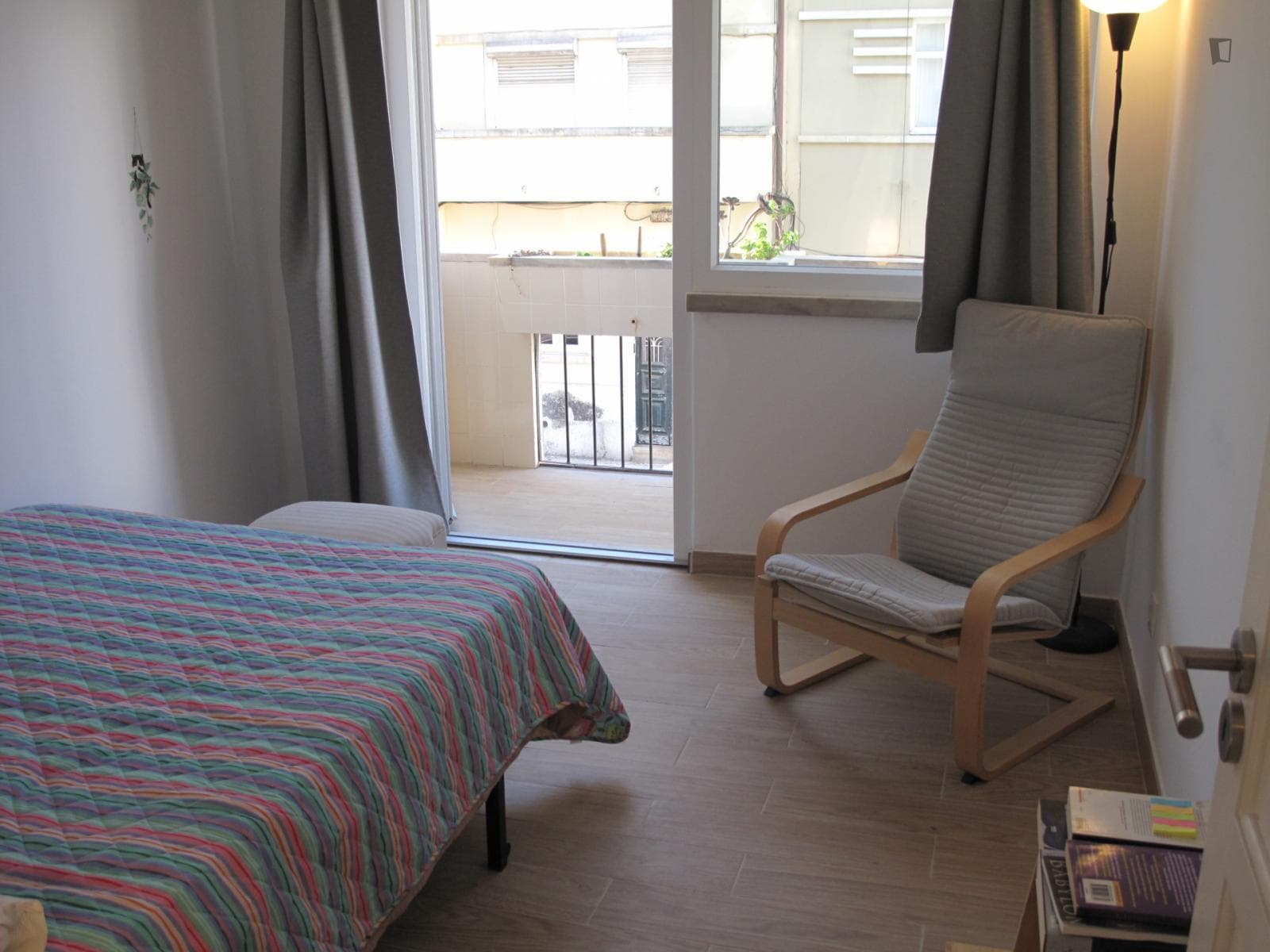 Apartment with double bedroom photo 1