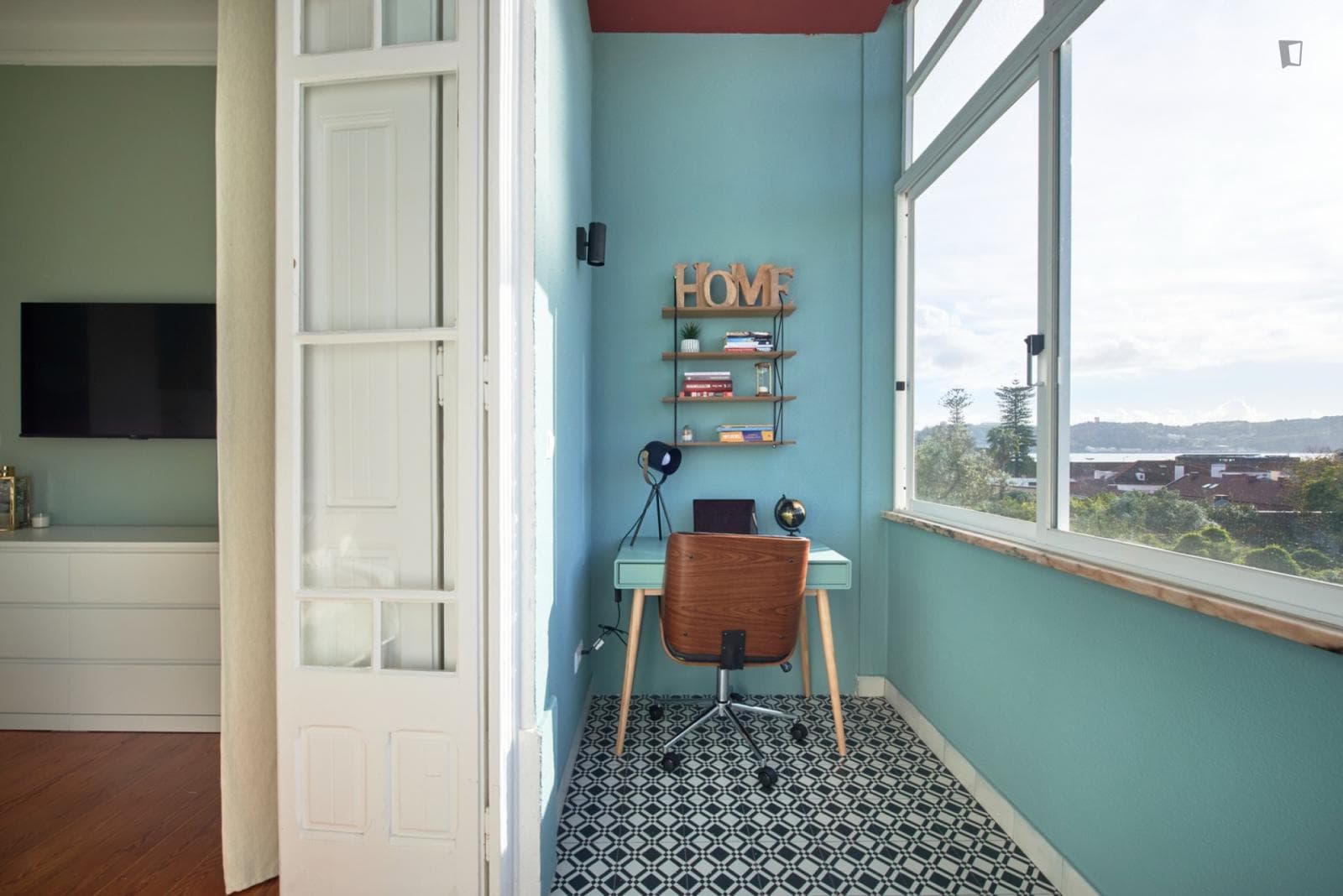 Property photo thumbnail