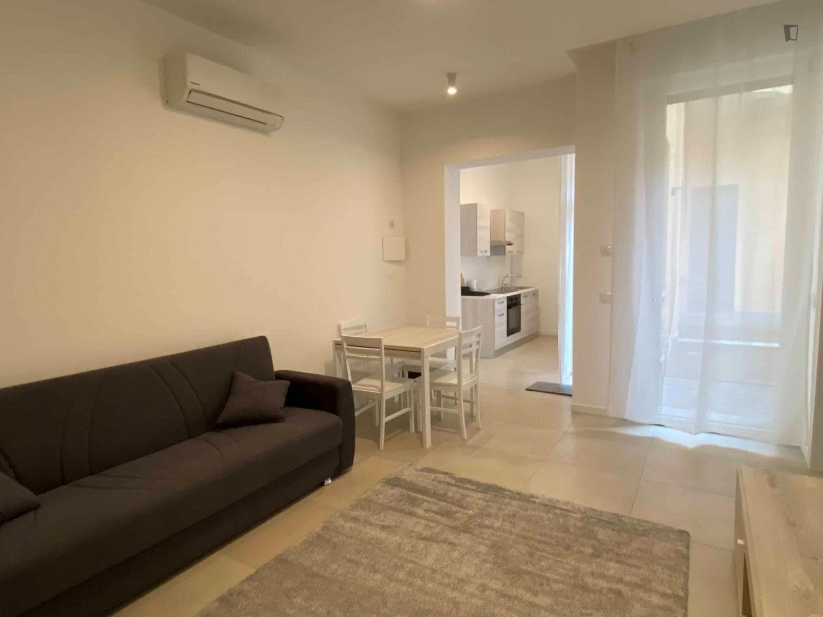 Splendid 1-bedroom apartment in Quartiere Stadera photo 1