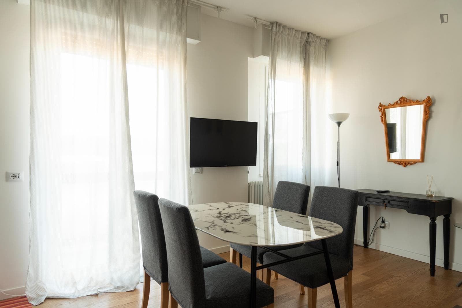 Property photo thumbnail
