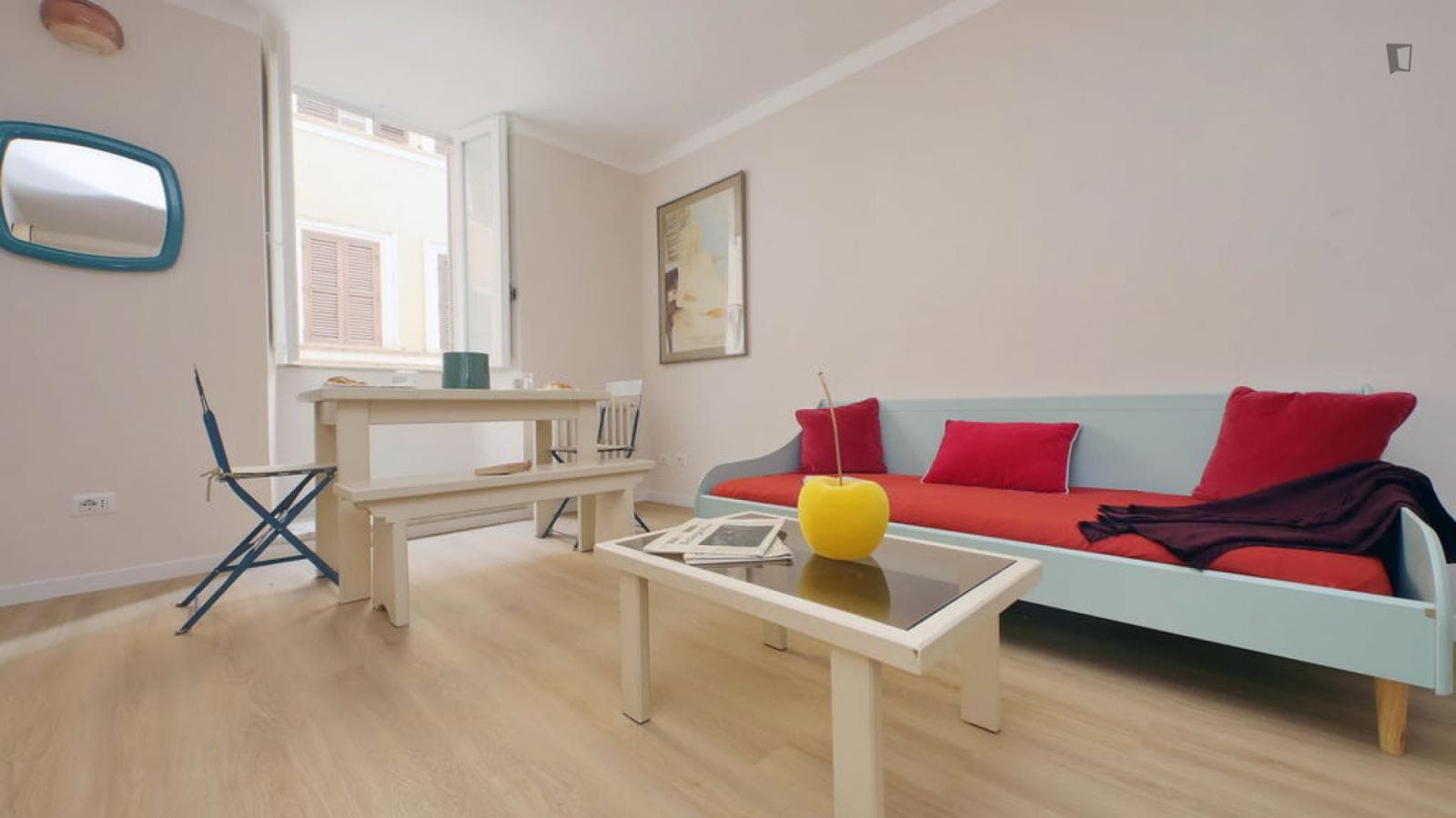 Lovely 1-bedroom apartment near Cavour metro station photo 1