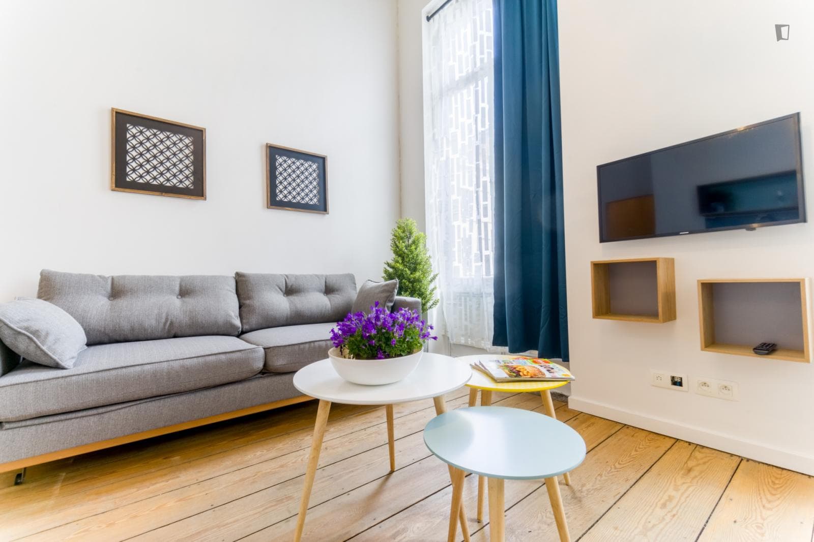 Property photo thumbnail