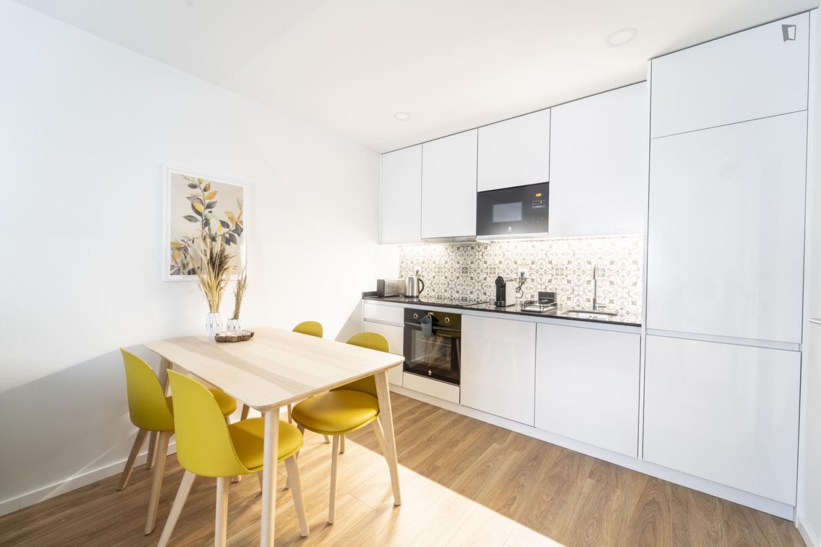 Welcoming 1-bedroom apartment near the popular Altice Forum Braga photo 1