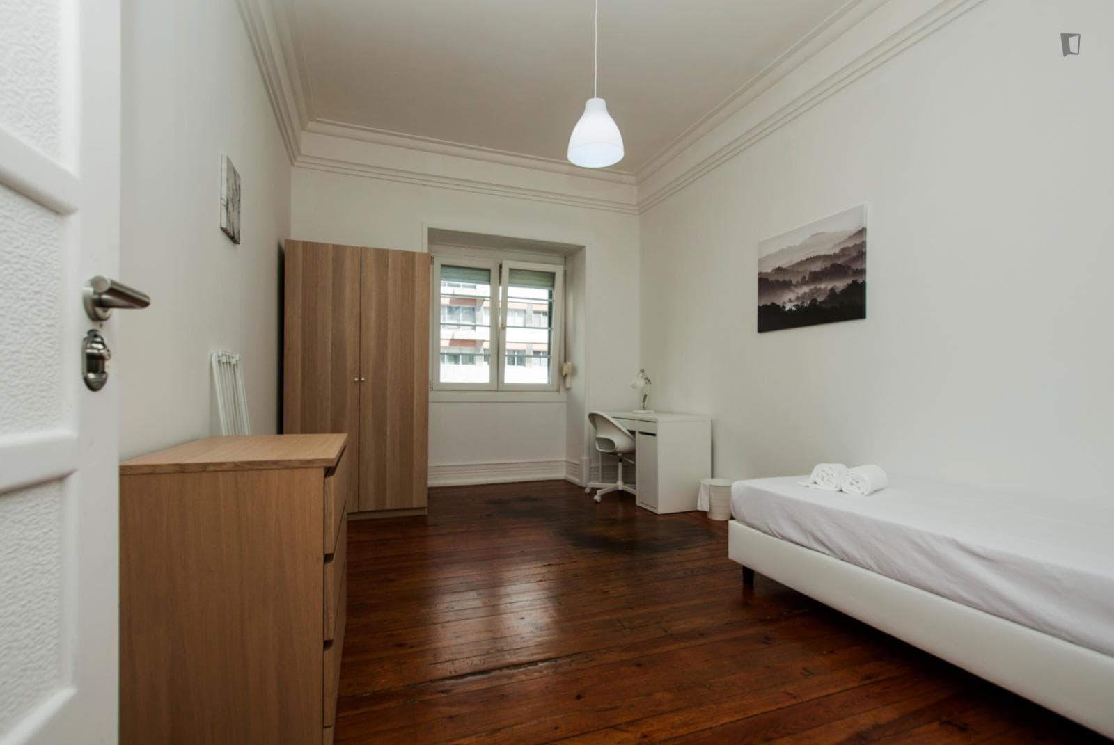 Spacious single bedroom close to the Parque metro station photo 1