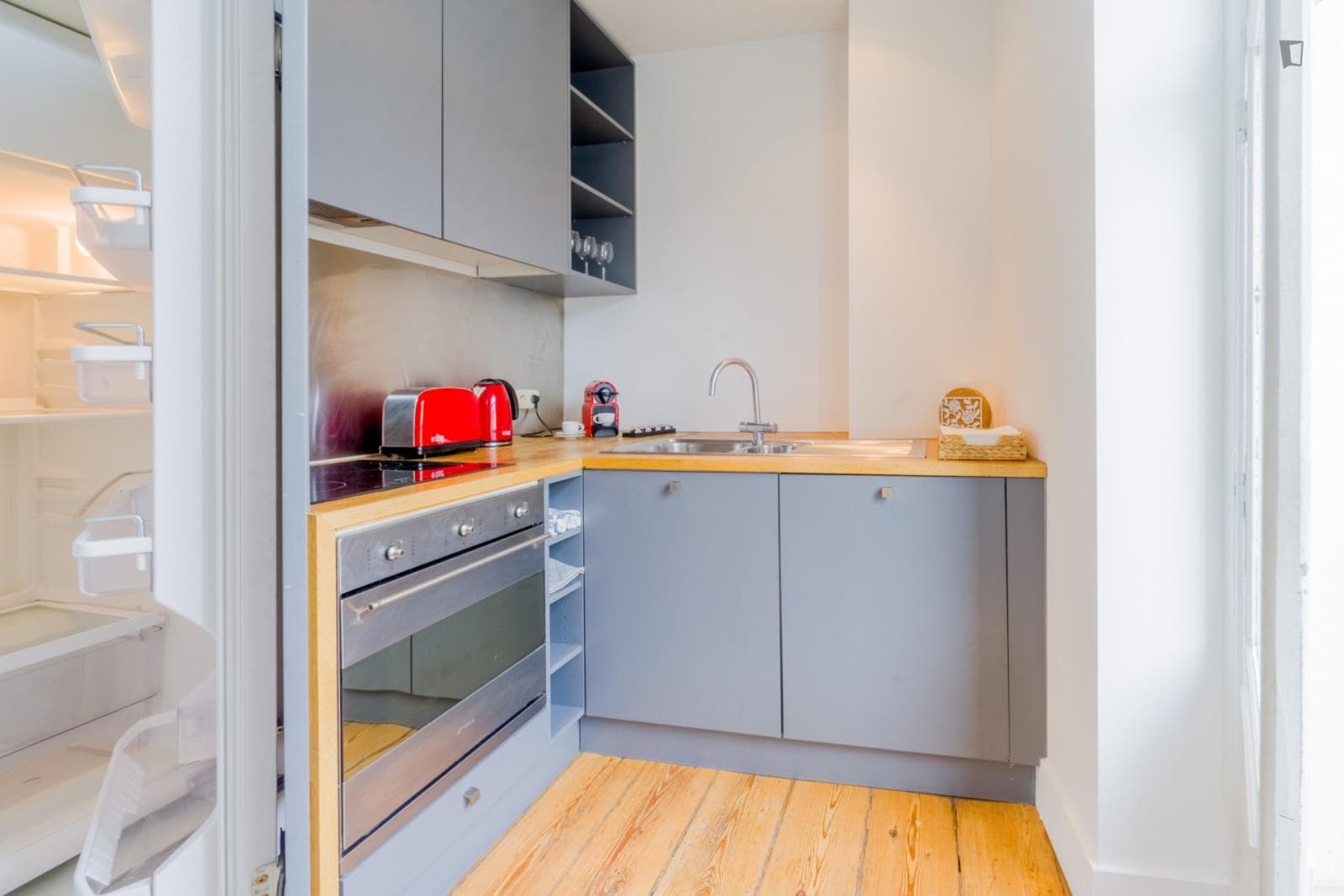 Very nice 1-bedroom flat in the Grand Place district photo 1