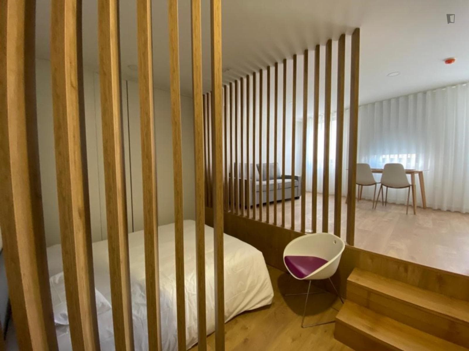 Delightful studio next to Trindade metro station photo 1