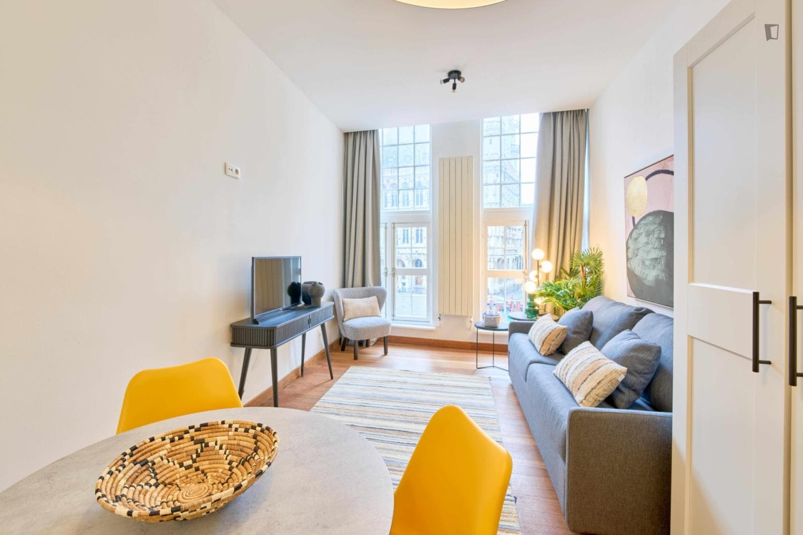 Property photo thumbnail