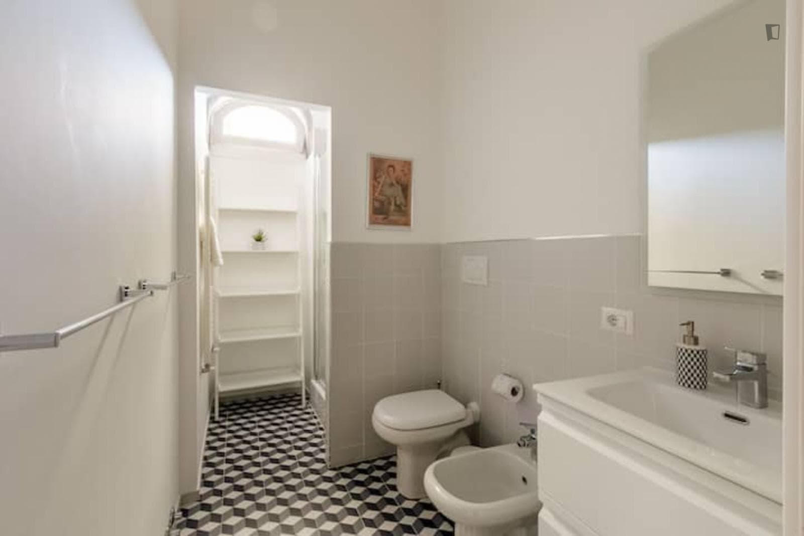 Cozy 2-bedroom apartment at Porta Garibaldi photo 1