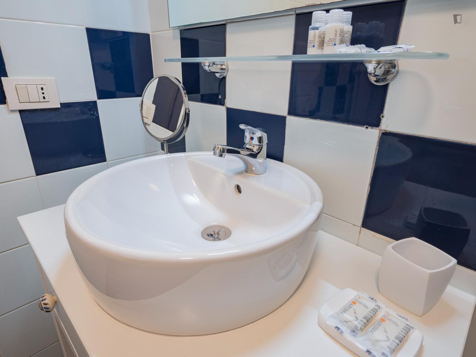Property photo thumbnail