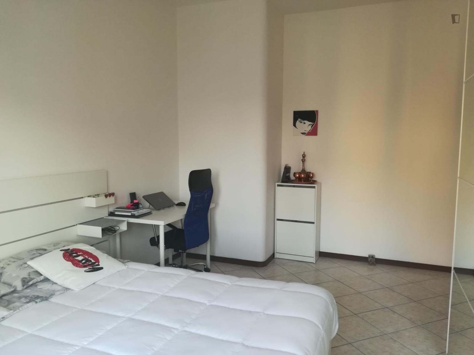 Nice Double bedroom, with balcony, near Politecnico photo 1