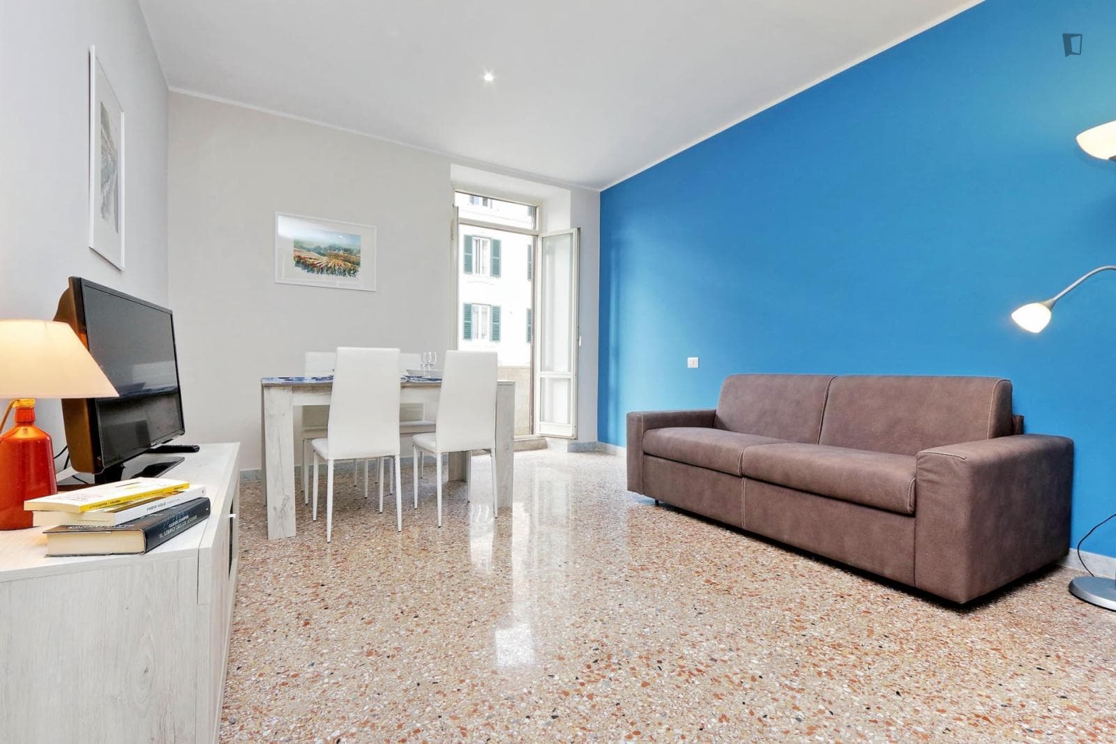 Pleasant 2-bedroom apartment near the Vatican photo 1