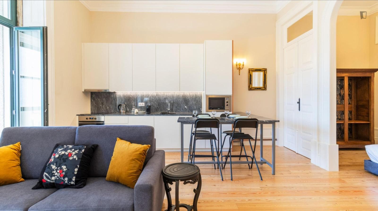 Property photo thumbnail