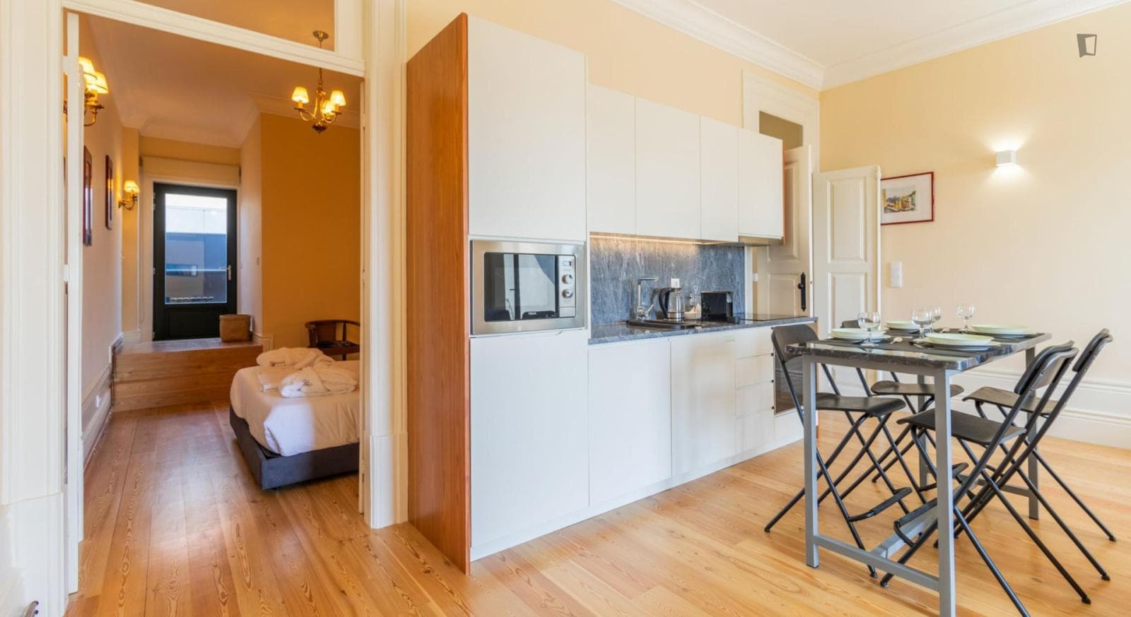 Lovely 1-bedroom apartment near the Lapa metro photo 1